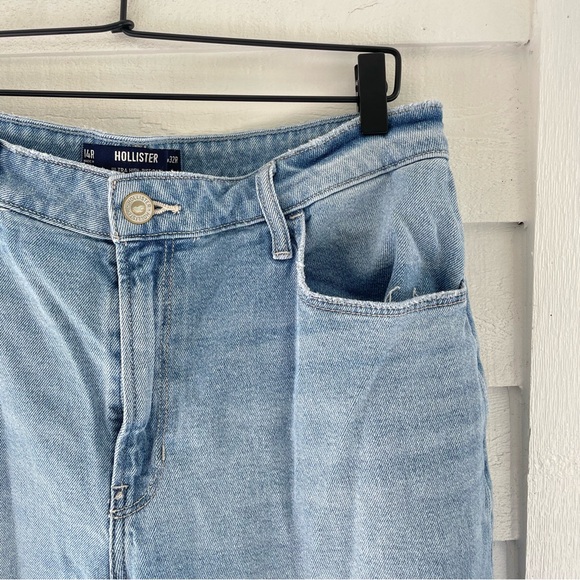 Hollister Ultra High Rise Light Wash Dad Jeans Women’s 14 R - Picture 5 of 7